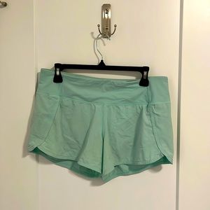 Lululemon shorts size 8